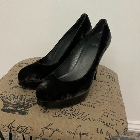 Stuart Weitzman Velvet Stiletto Heels Pumps Round Toe Size 9US Black - Picture 1 of 4